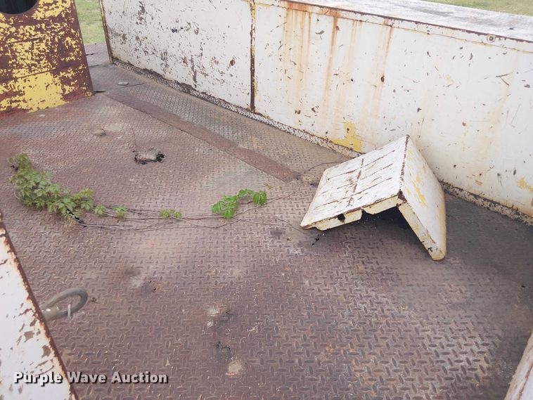 image for item DU3119 1988 Ford F800 digger derrick truck