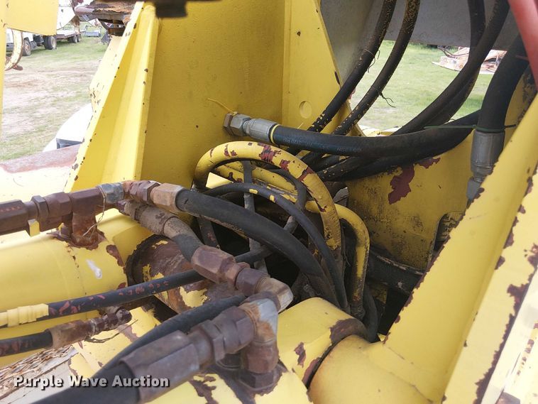image for item DU3119 1988 Ford F800 digger derrick truck