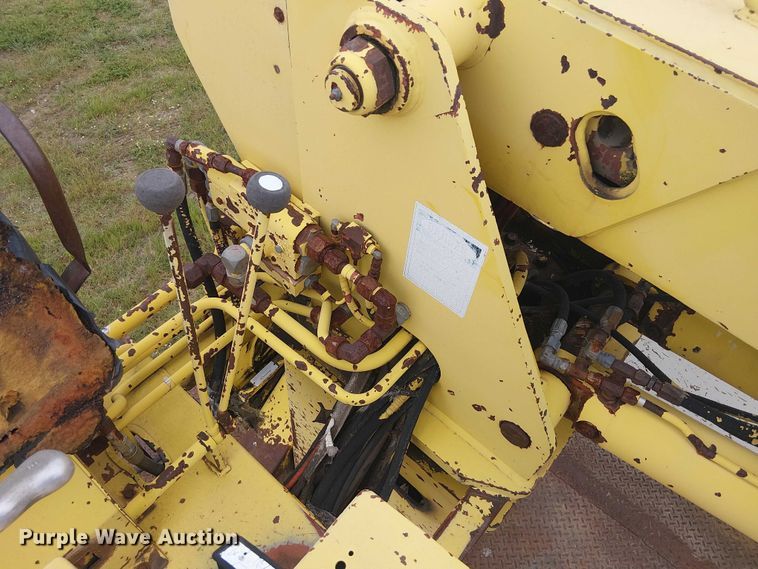 image for item DU3119 1988 Ford F800 digger derrick truck