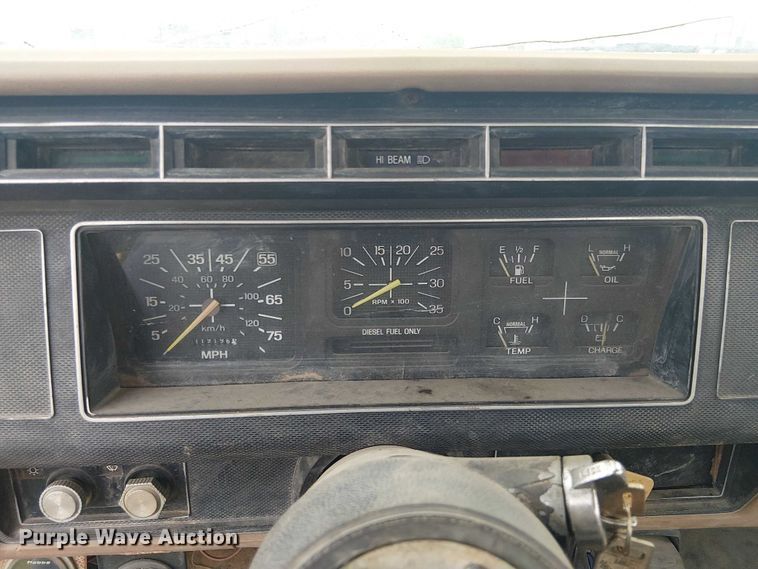 image for item DU3119 1988 Ford F800 digger derrick truck