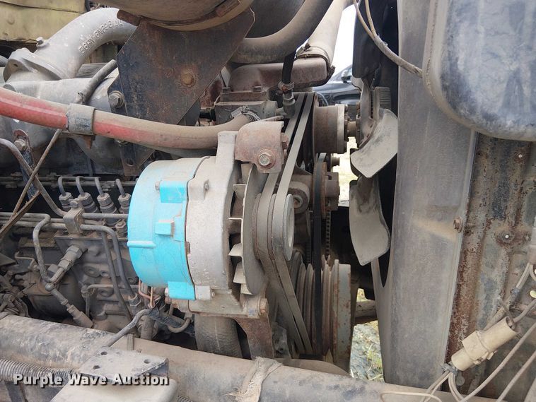 image for item DU3119 1988 Ford F800 digger derrick truck