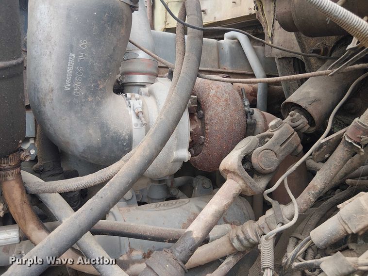 image for item DU3119 1988 Ford F800 digger derrick truck