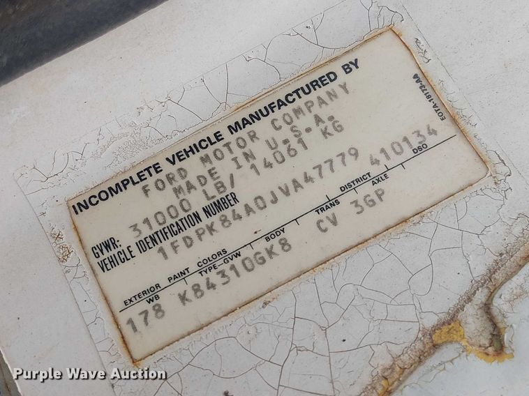 image for item DU3119 1988 Ford F800 digger derrick truck