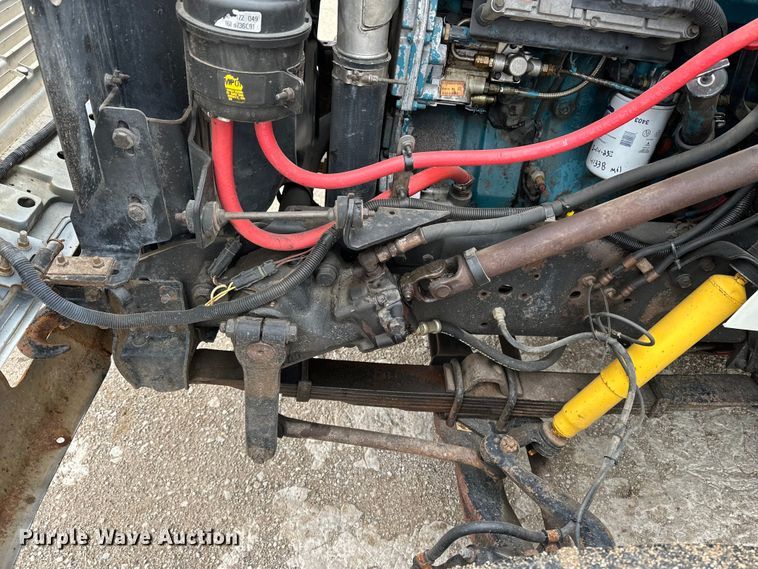 image for item DV0888 2001 International 4700 