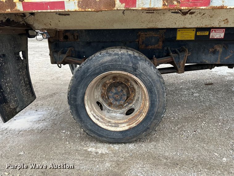 image for item DV0888 2001 International 4700 