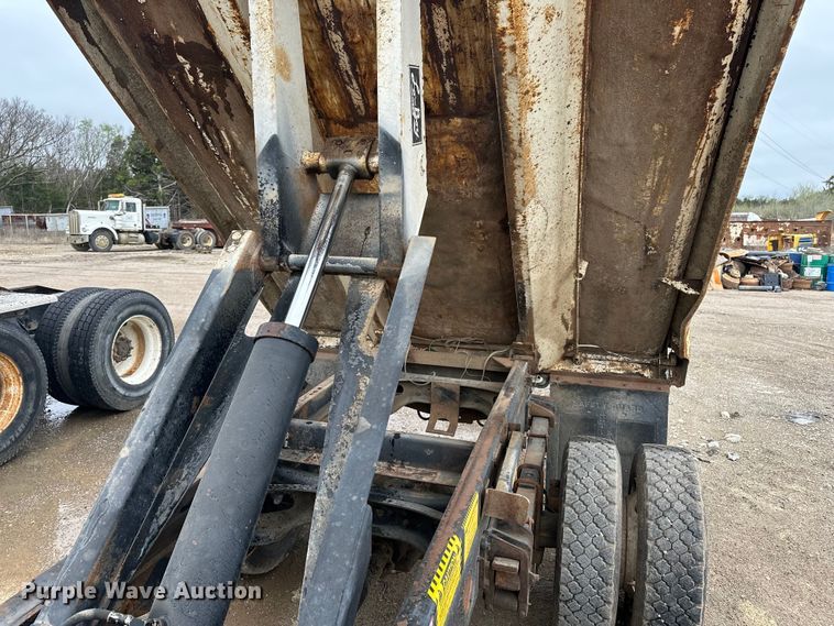 image for item DV0888 2001 International 4700 