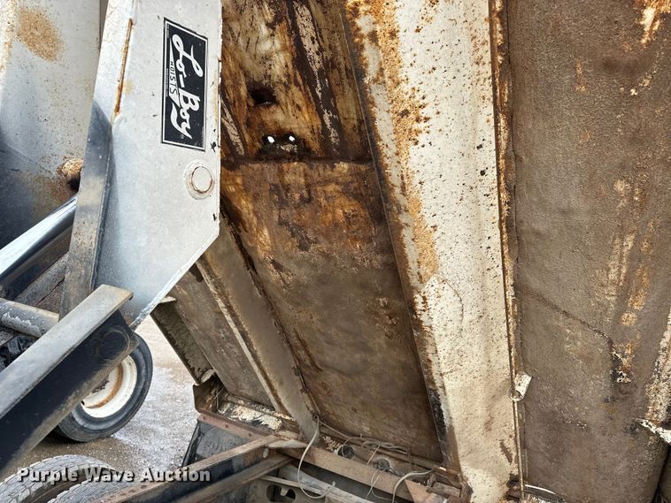 image for item DV0888 2001 International 4700 