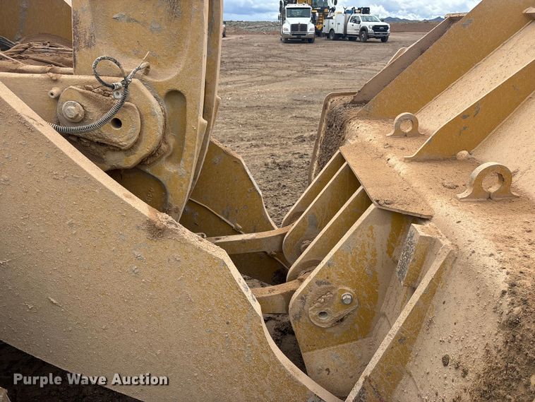 image for item DW1282 2020 Caterpillar 982M wheel loader