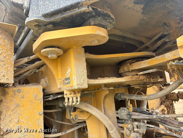 image for item DW1282 2020 Caterpillar 982M wheel loader