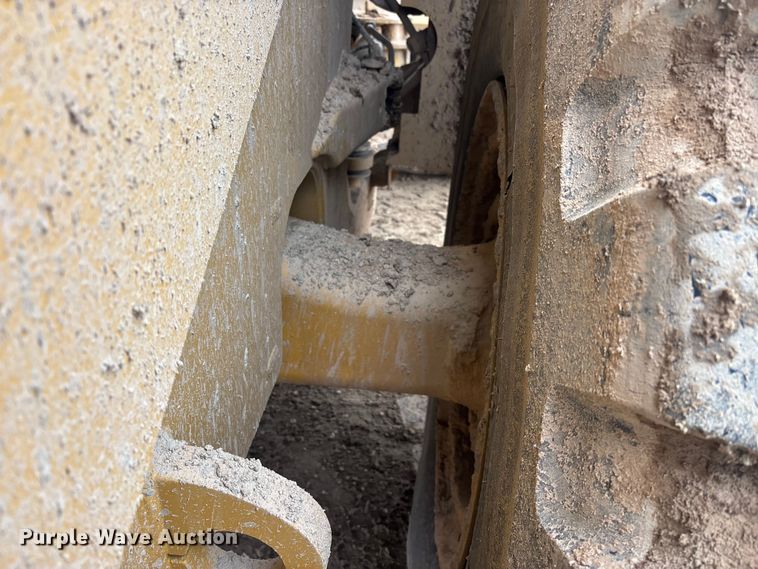 image for item DW1282 2020 Caterpillar 982M wheel loader