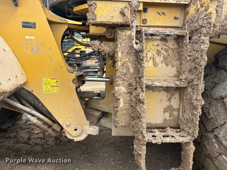 image for item DW1282 2020 Caterpillar 982M wheel loader