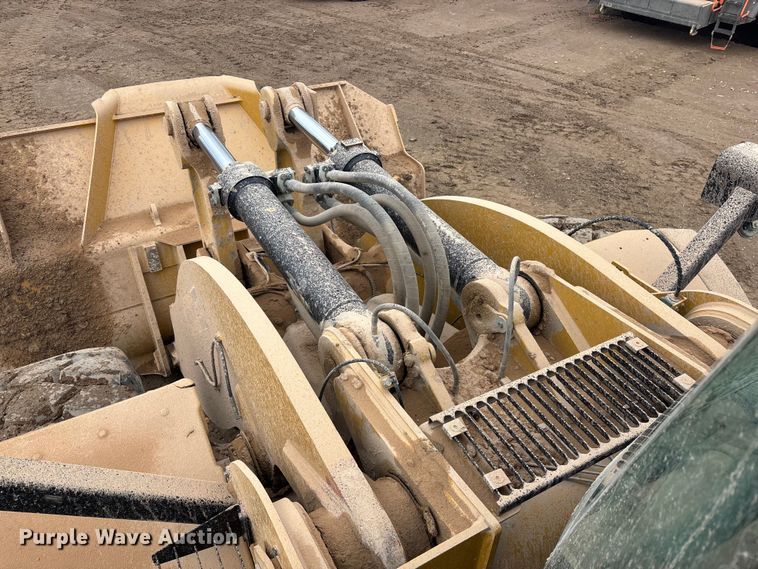 image for item DW1282 2020 Caterpillar 982M wheel loader