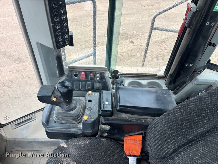 image for item DW1282 2020 Caterpillar 982M wheel loader