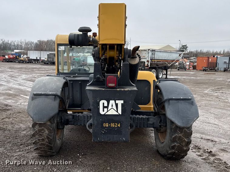 image for item DZ4396 2009 Caterpillar TL943 telehandler