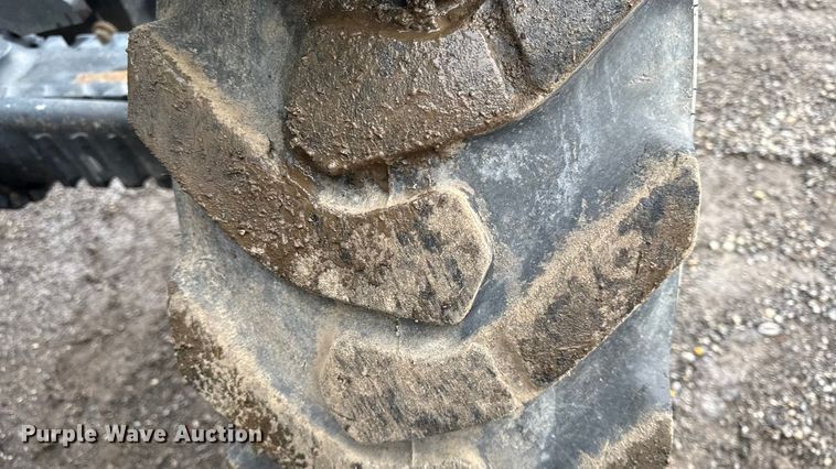 image for item DZ4396 2009 Caterpillar TL943 telehandler