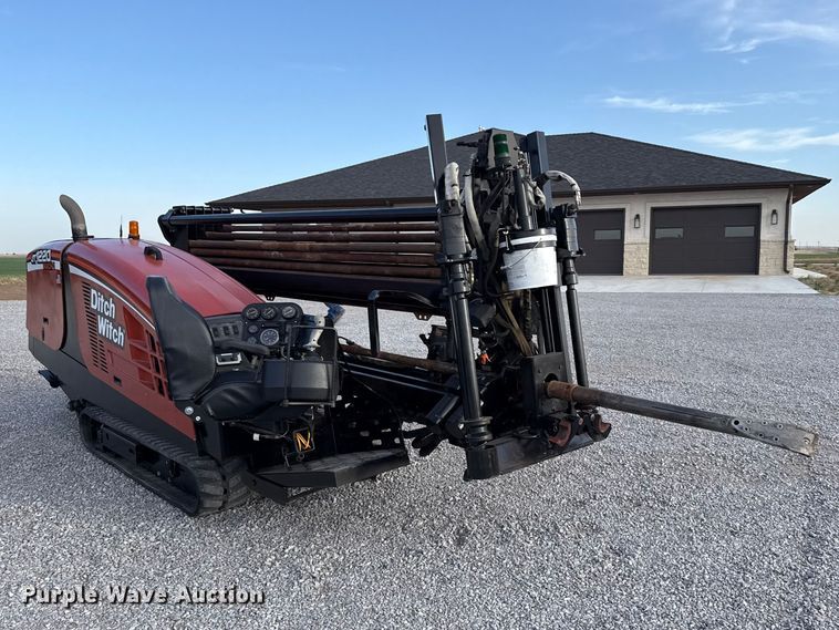image for item DZ5364 2006 Ditch Witch JT1220 Mach 1 directional boring unit