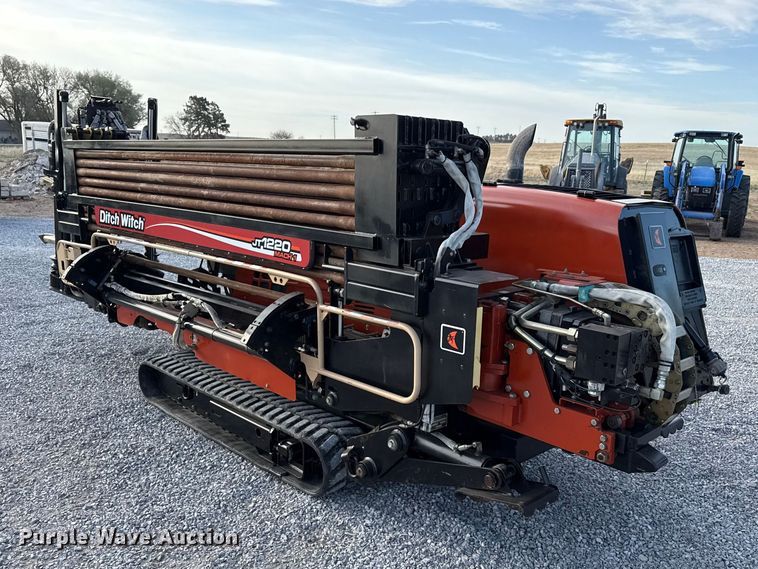 image for item DZ5364 2006 Ditch Witch JT1220 Mach 1 directional boring unit