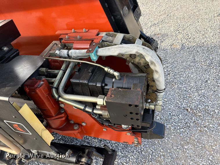 image for item DZ5364 2006 Ditch Witch JT1220 Mach 1 directional boring unit