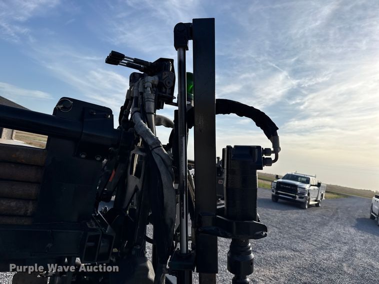 image for item DZ5365 2008 Ditch Witch JT1220 Mach 1 directional boring unit