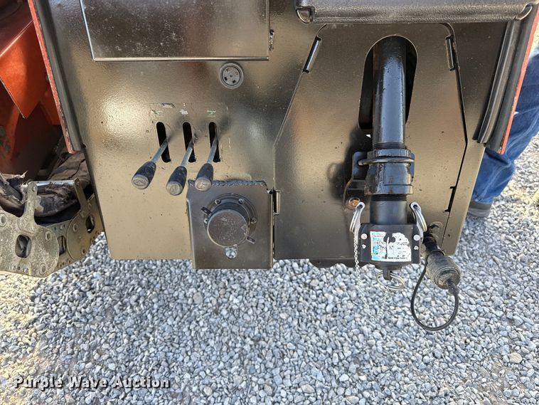 image for item DZ5365 2008 Ditch Witch JT1220 Mach 1 directional boring unit