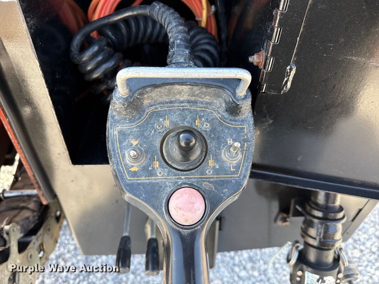 image for item DZ5365 2008 Ditch Witch JT1220 Mach 1 directional boring unit