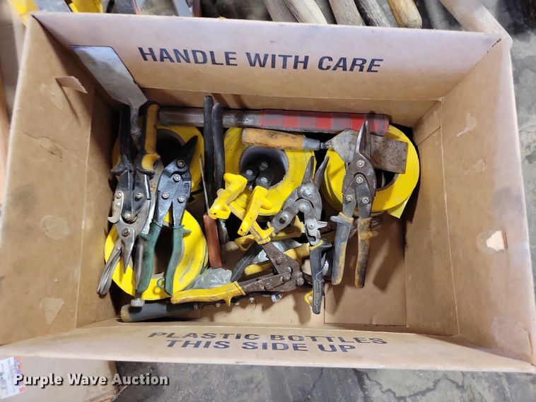 image for item DZ6988 Concrete equipment