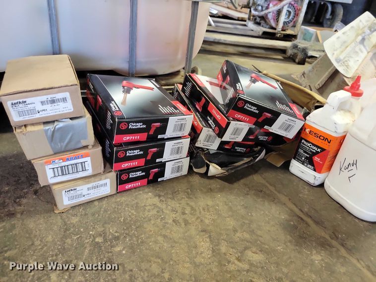 image for item DZ6988 Concrete equipment