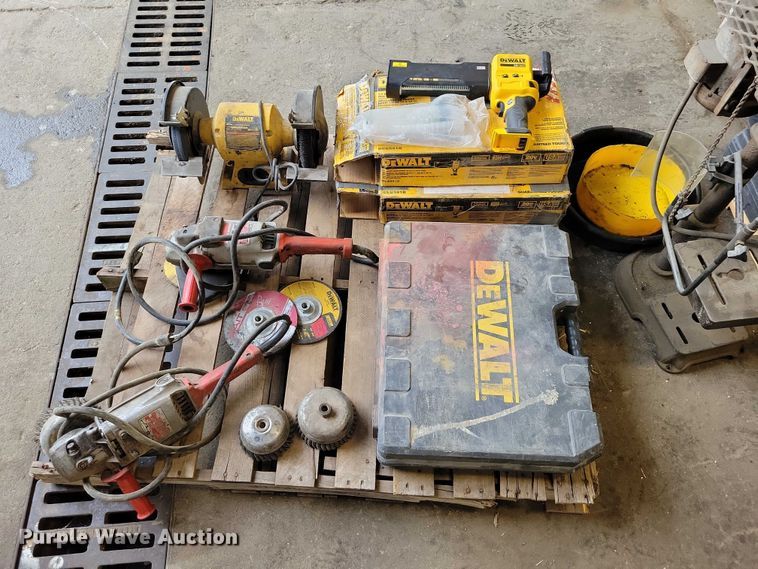 image for item DZ6991 Tools