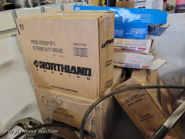 image for item DZ6992 Maintenance equipment