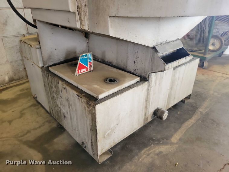 image for item DZ7000 1999 Hotsy 7520A parts washer