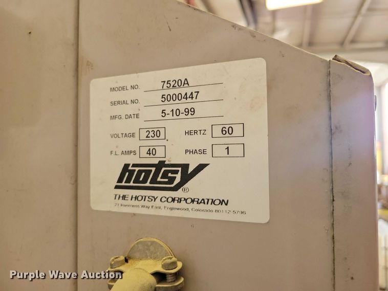 image for item DZ7000 1999 Hotsy 7520A parts washer