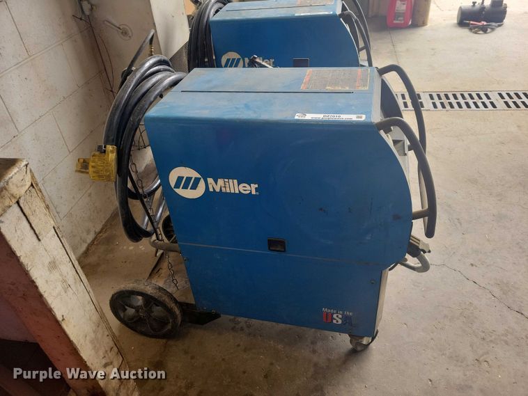 image for item DZ7010 Miller Millermatic 350 welder