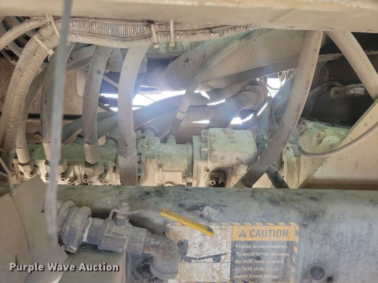 image for item DZ7029 2007 Mack MR690S concrete pump truck