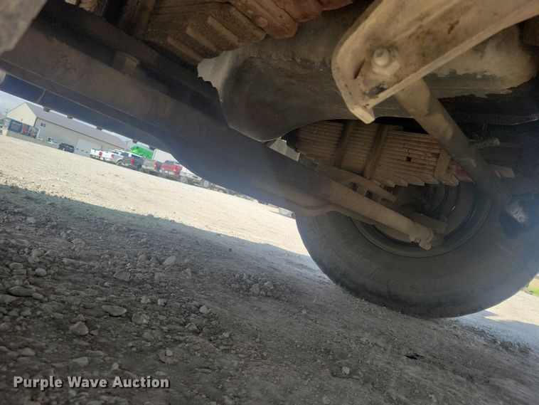 image for item DZ7029 2007 Mack MR690S concrete pump truck