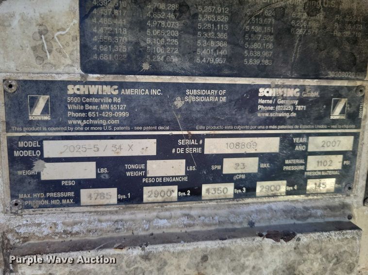 image for item DZ7029 2007 Mack MR690S concrete pump truck