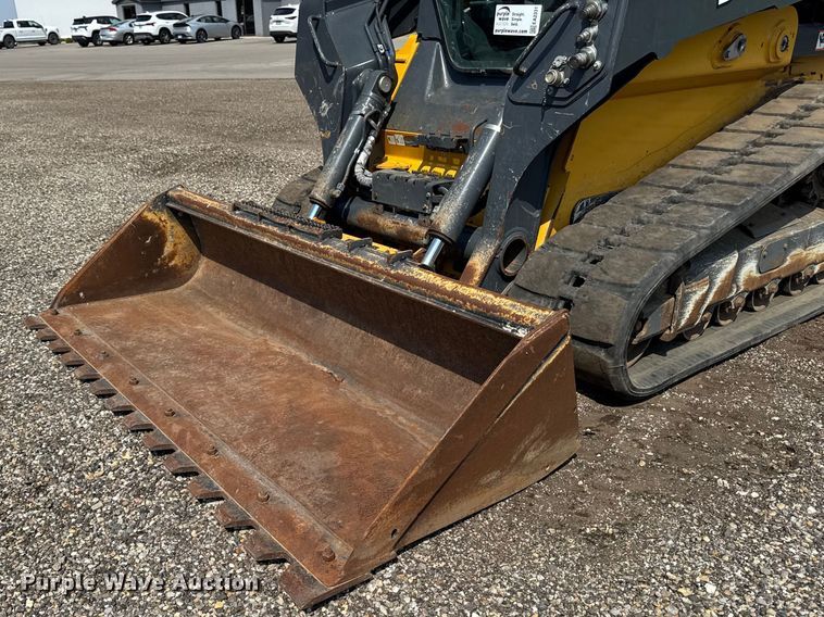 image for item EA2331 2022 John Deere 331G tracked skid steer loader