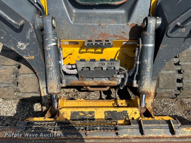 image for item EA2331 2022 John Deere 331G tracked skid steer loader