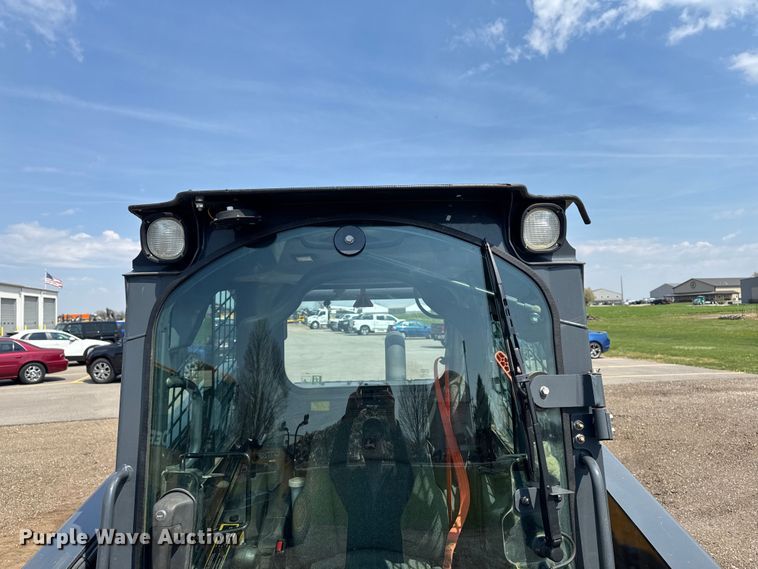 image for item EA2331 2022 John Deere 331G tracked skid steer loader