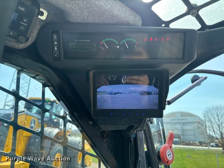 image for item EA2331 2022 John Deere 331G tracked skid steer loader