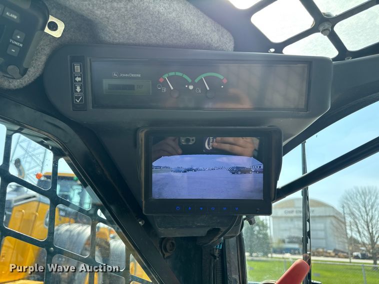 image for item EA2331 2022 John Deere 331G tracked skid steer loader