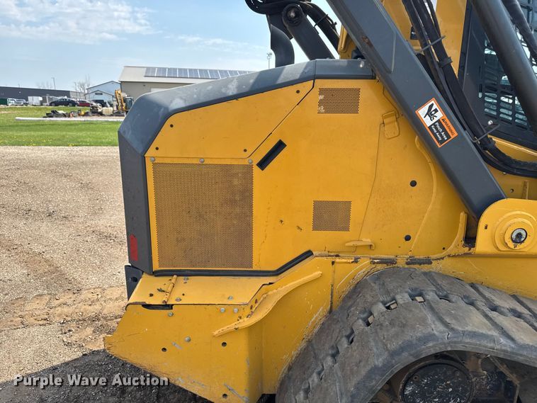 image for item EA2331 2022 John Deere 331G tracked skid steer loader