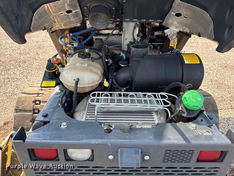 image for item EA2331 2022 John Deere 331G tracked skid steer loader