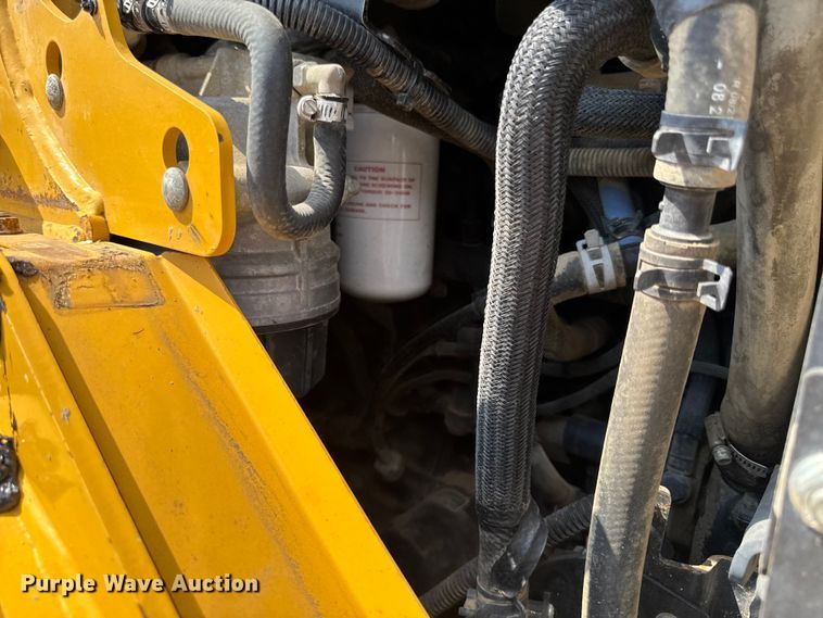 image for item EA2331 2022 John Deere 331G tracked skid steer loader