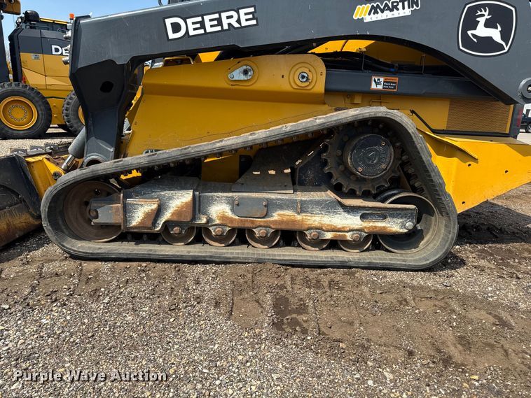 image for item EA2331 2022 John Deere 331G tracked skid steer loader