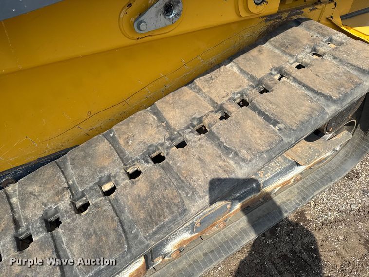 image for item EA2331 2022 John Deere 331G tracked skid steer loader