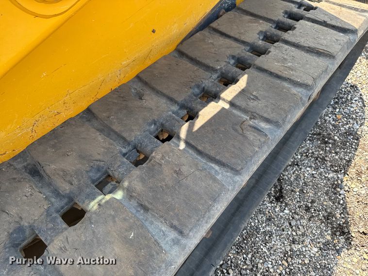 image for item EA2331 2022 John Deere 331G tracked skid steer loader