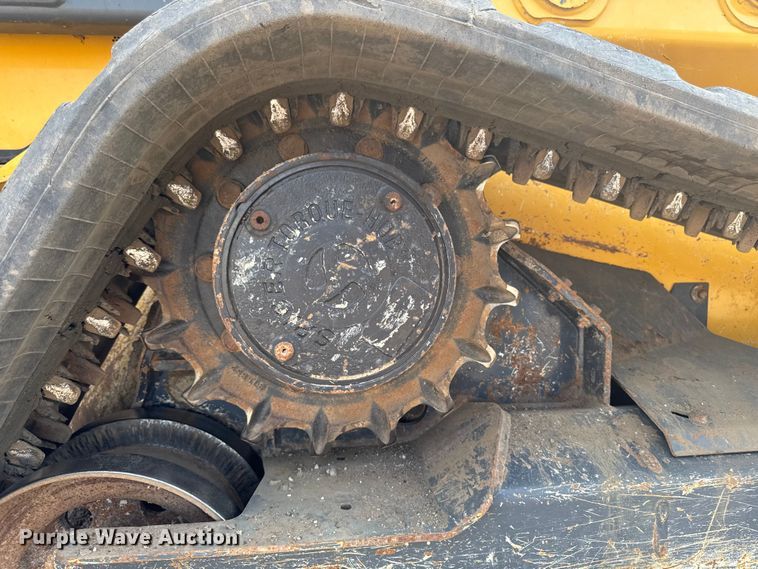 image for item EA2331 2022 John Deere 331G tracked skid steer loader