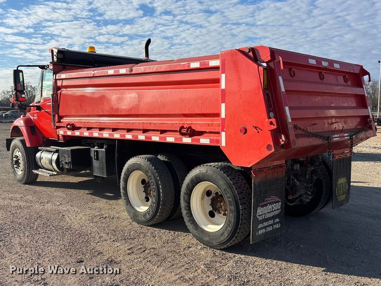 image for item EA4680 2007 International 7500 dump truck
