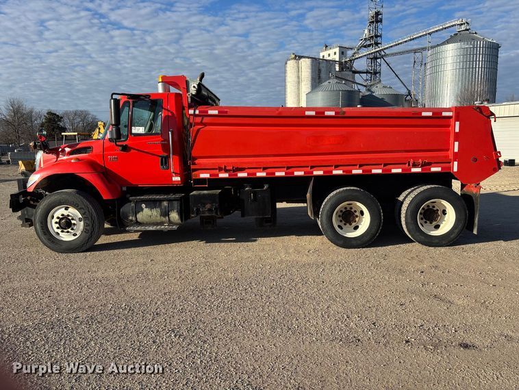 image for item EA4680 2007 International 7500 dump truck