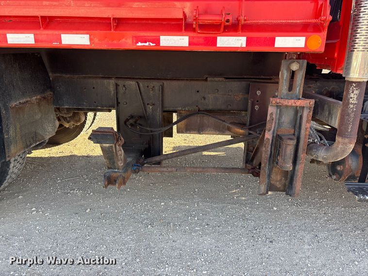 image for item EA4680 2007 International 7500 dump truck